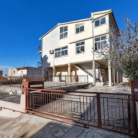 Apartments Maria Makarska Eksteriør bilde